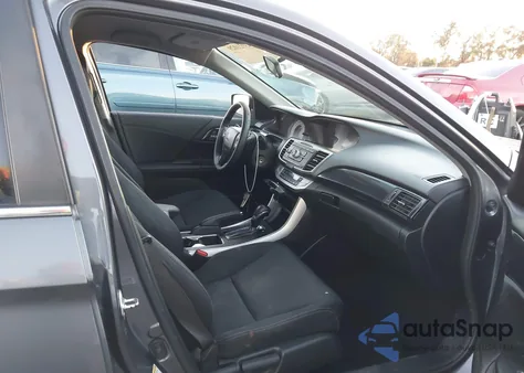 2013 Honda Accord Sport z USA, uszkodzony, nr VIN 1HGCR2F54DA116840